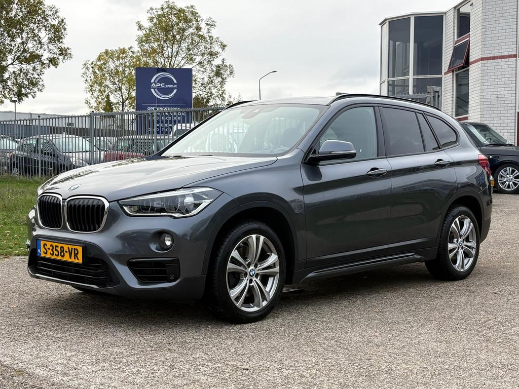BMW X1 SDrive20i High Executive, Auto's, BMW, 1998 cc, Euro 6, Leder, Bedrijf