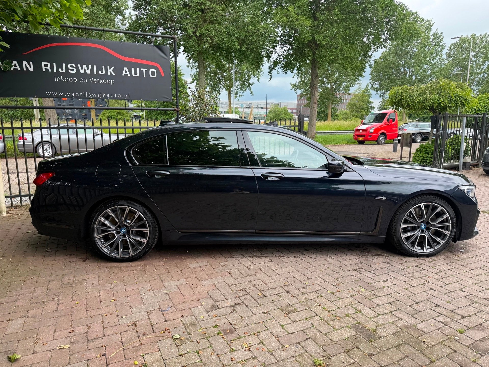 Foto 7 van BMW 7-serie 745Le xDrive M-Sport SOH91% 30990NETTO Full Opti