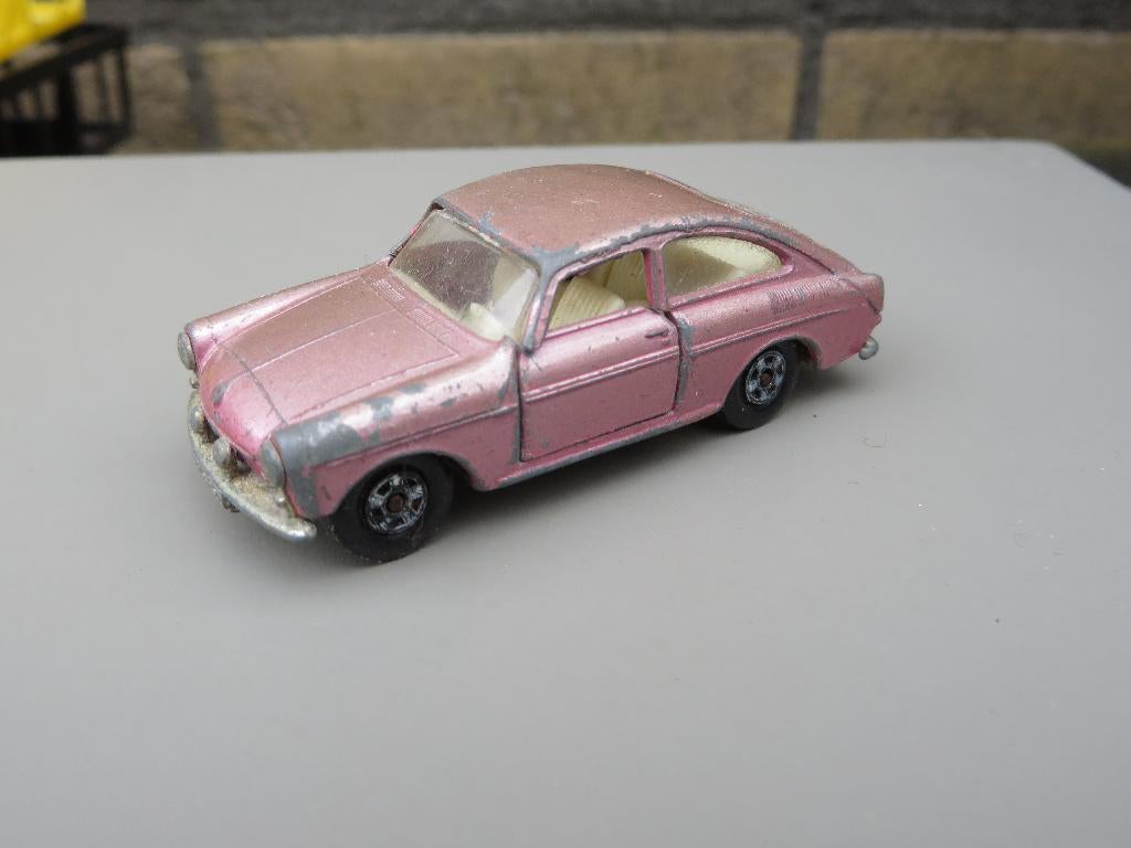 Matchbox Volkswagen 1600 TL roze metallic, Ophalen of Verzenden, Gebruikt, Auto
