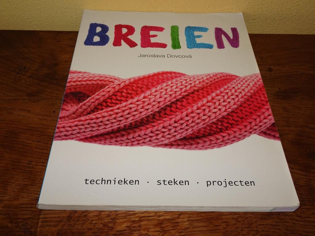 Jaroslava Dovcova patronenboek Breien, Ophalen of Verzenden, Zo goed als nieuw, Breien, Patroon of Boek