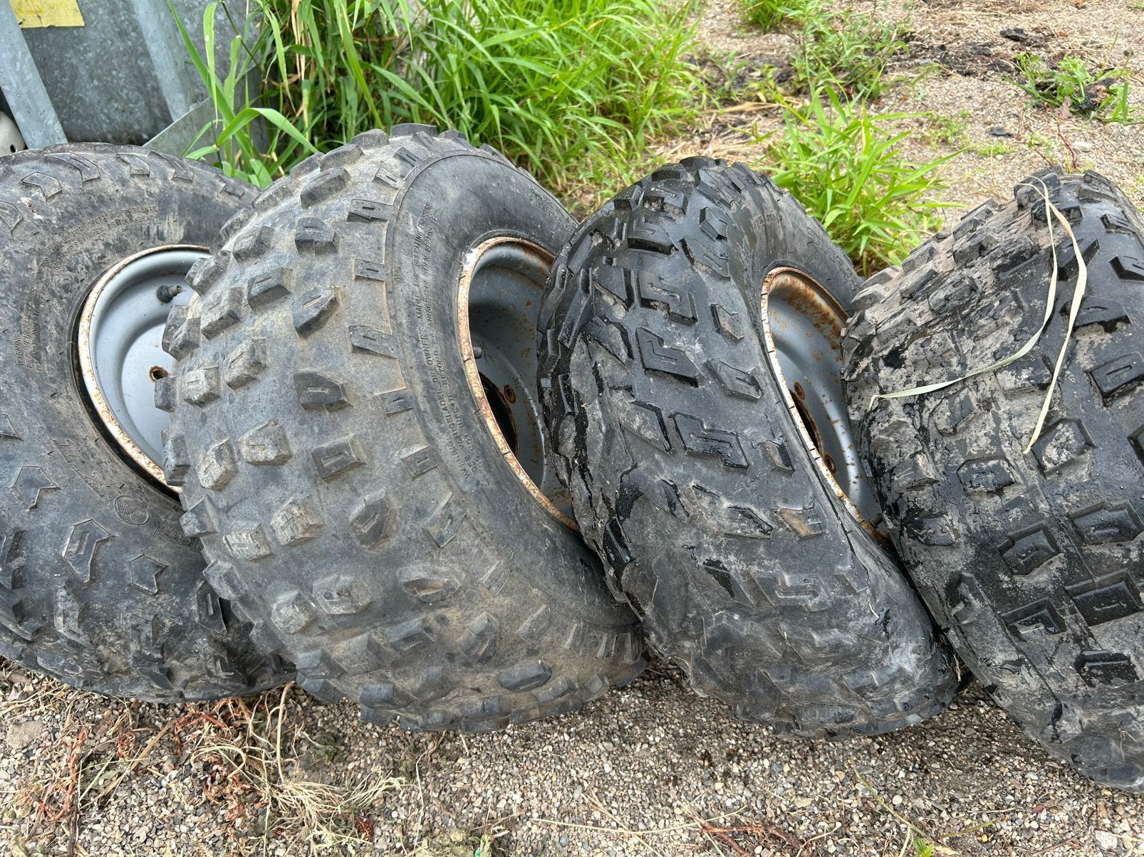 Quad banden met velg, Ophalen