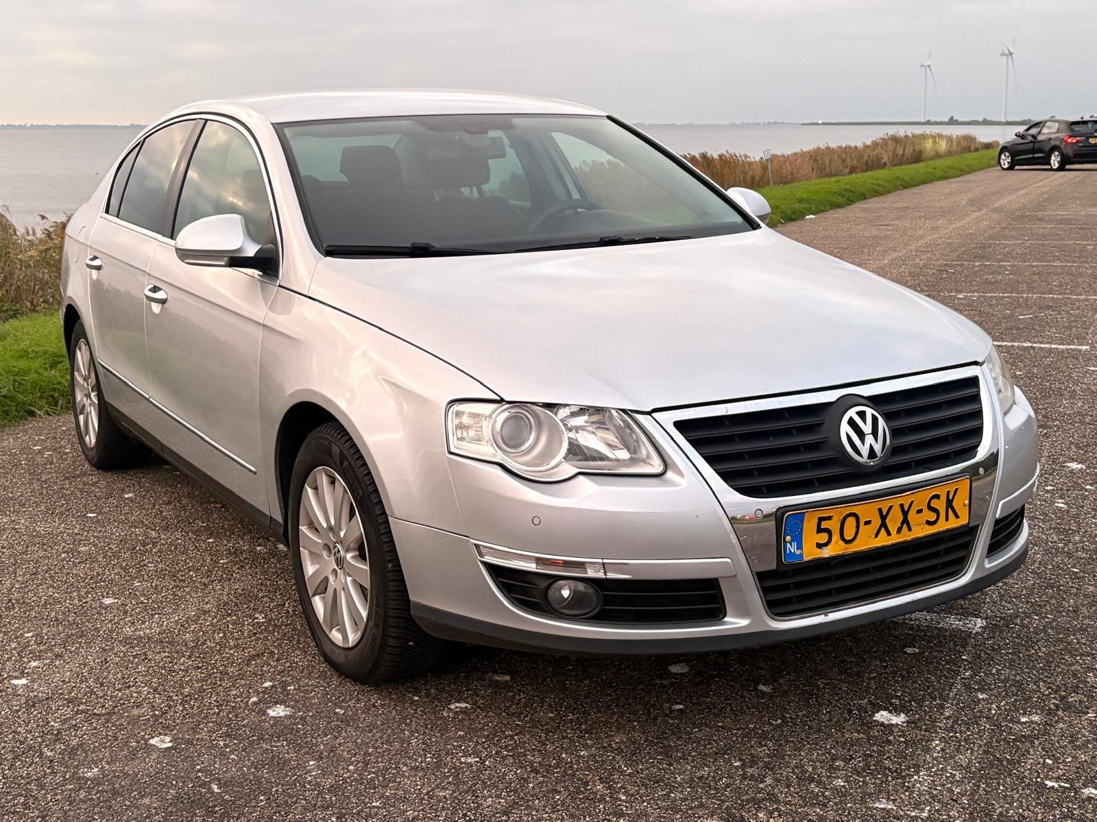 Volkswagen Passat 2.0 FSi/APK MAART 2027/FULL OPTION/NAP, Auto's, Voorwielaandrijving, 4 cilinders, 1984 cc, Bedrijf