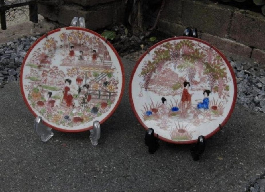 Set van 2 Chinese/Oosterse porseleinen sierborden, Antiek en Kunst, Ophalen of Verzenden