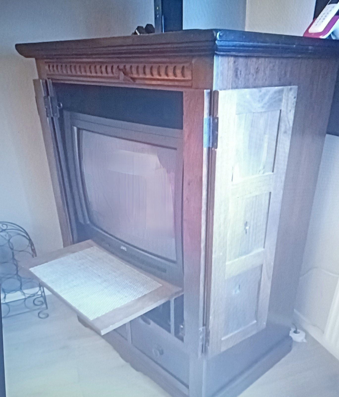 TV kast, Ophalen