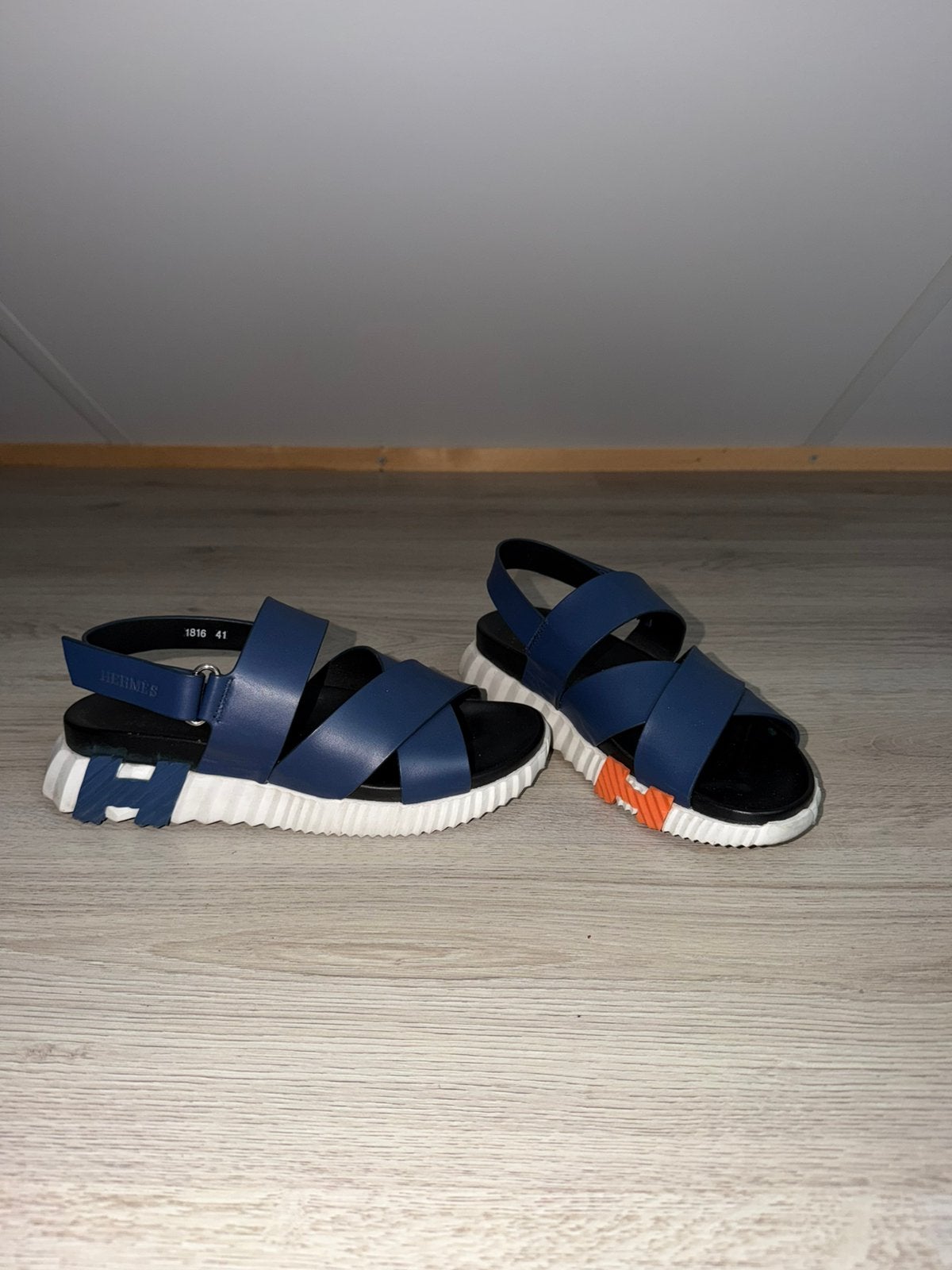 Hermes slippers 41, Kleding | Heren, Sandalen, Blauw, Ophalen of Verzenden, Zo goed als nieuw