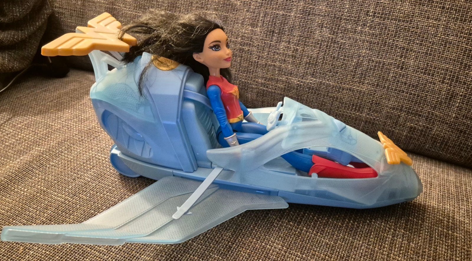 Superwoman met vliegtuig, Ophalen of Verzenden, Zo goed als nieuw
