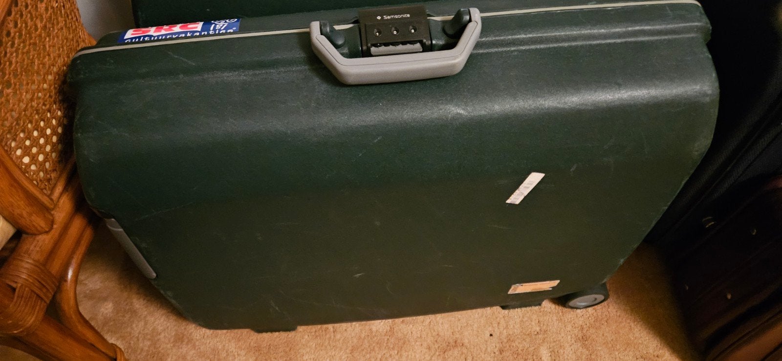 2 Samsonite koffers in goede staat, Ophalen, Gebruikt, Hard kunststof, Slot
