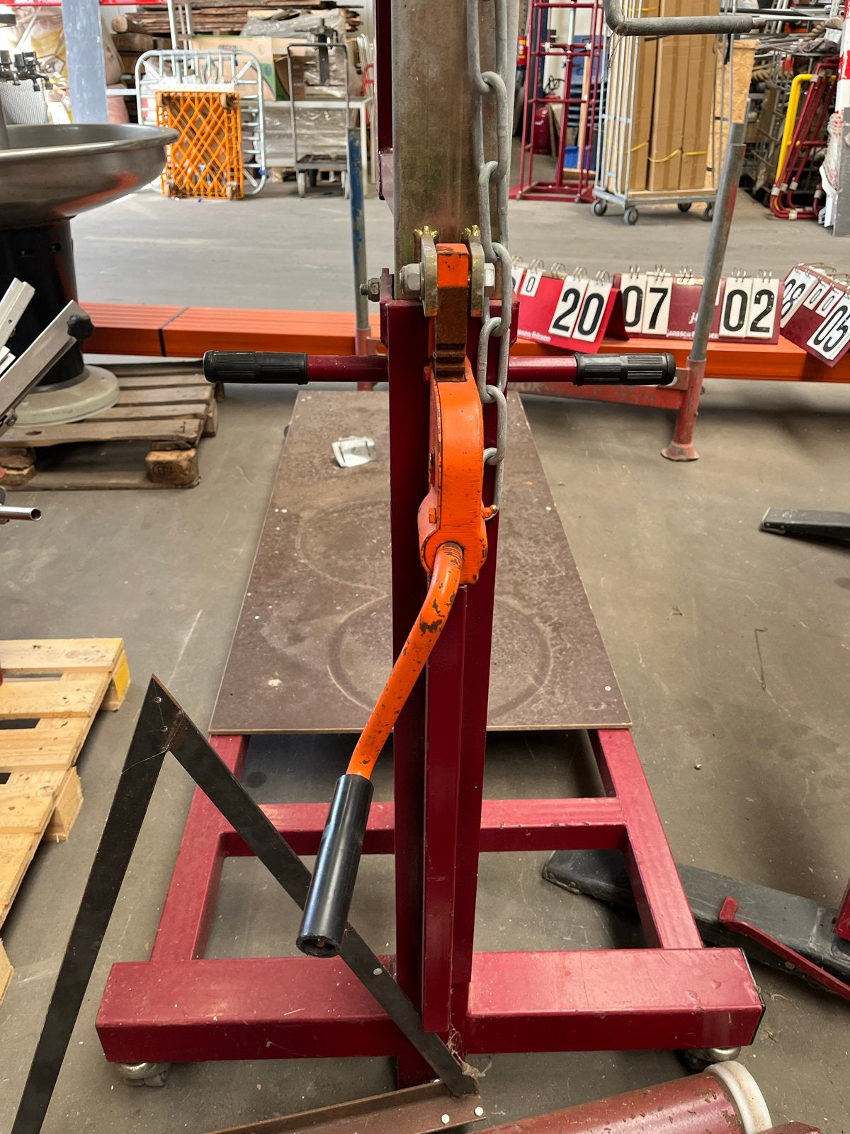 Turnframe met lier voor zware objecten, Ophalen, Gebruikt, Handmatig