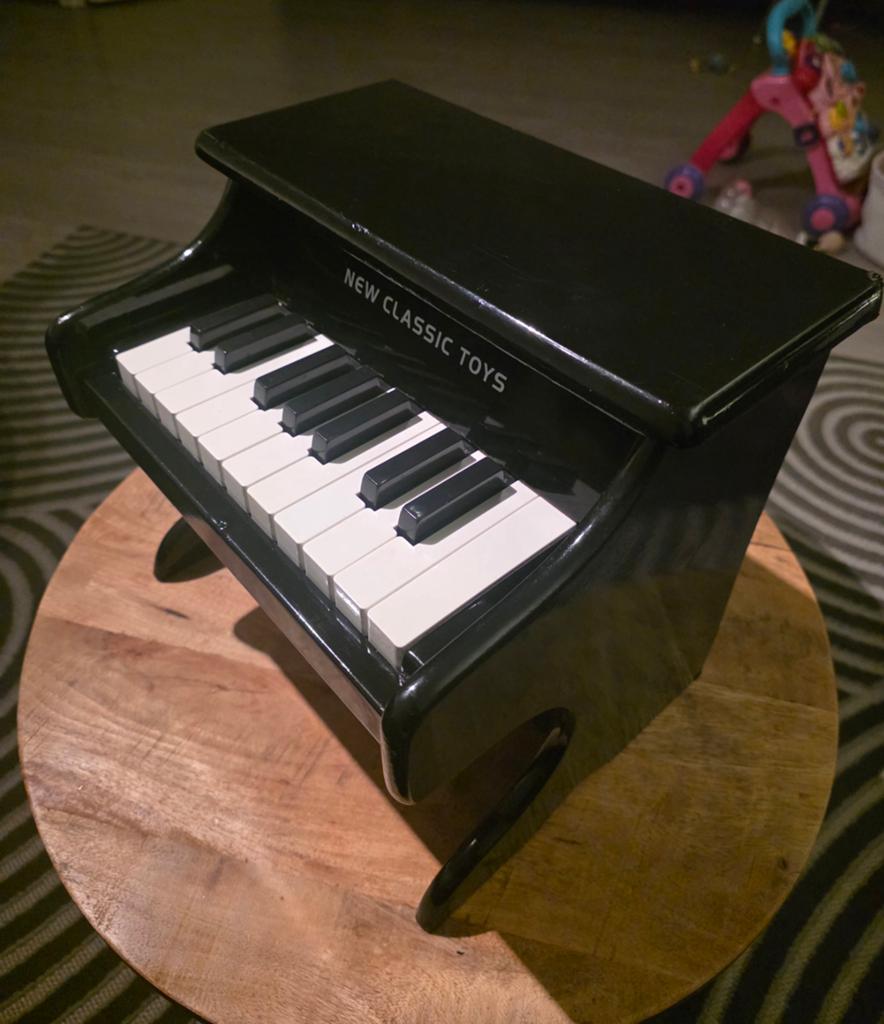 New Classic Toys Piano Classic kinderen jongens meisjes, Zwart, Ophalen of Verzenden, Zo goed als nieuw, Piano
