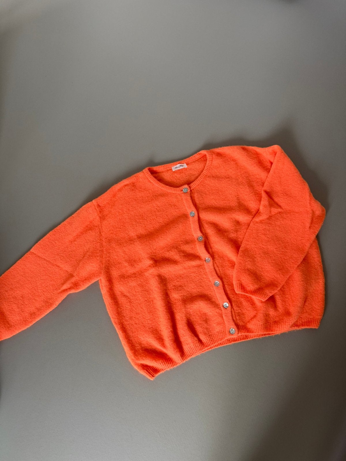 American vintage vitow vest. Oranje. Nieuw. Maat L, Kleding | Dames, Truien en Vesten, Ophalen of Verzenden, Nieuw, Maat 38/40 (M)
