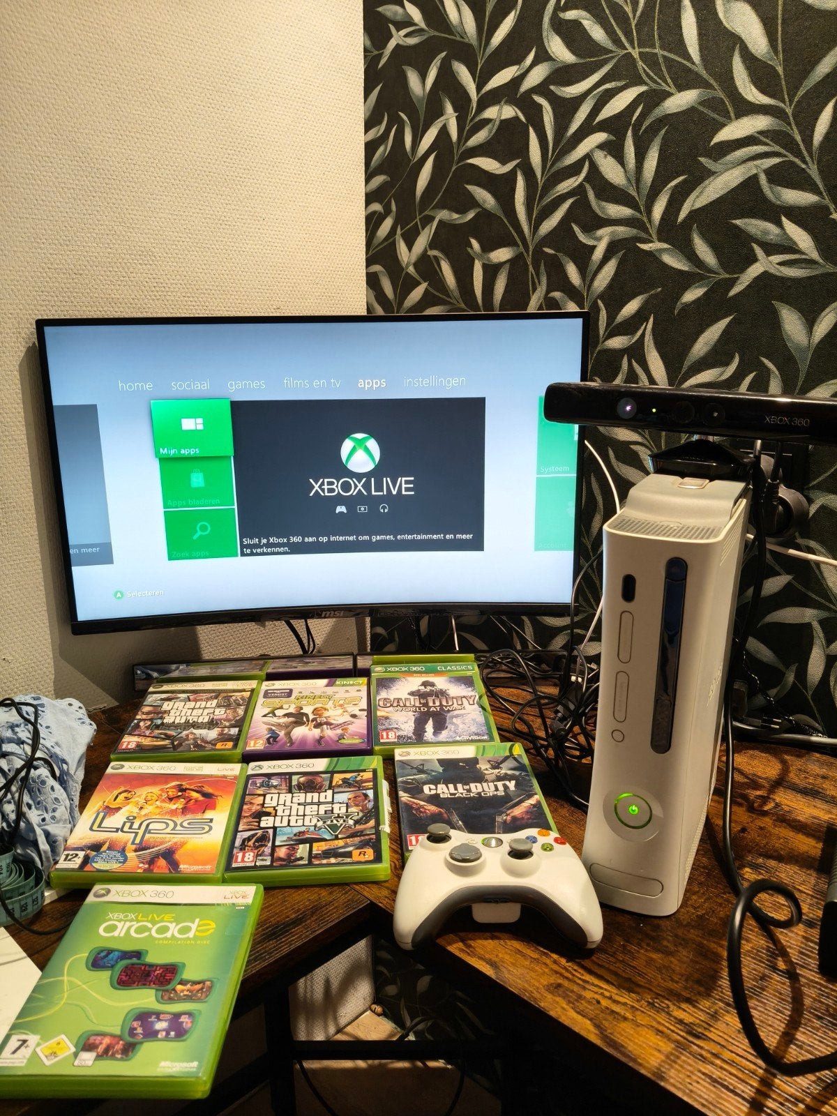 Xbox 360 met Kinect, controller en 7 spellen, Gebruikt, 360 Pro of Premium, Met games, Met 1 controller