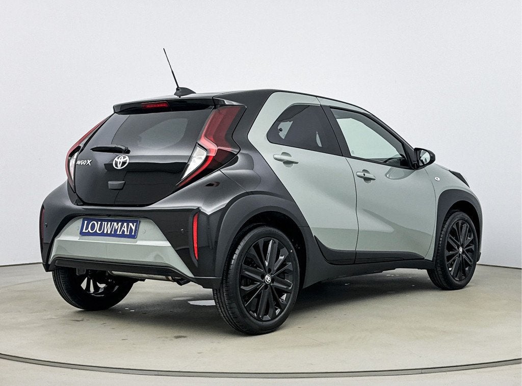 Toyota Aygo X 1.0 VVT-i MT Premium (bj 2025), Auto's, Toyota, Voorwielaandrijving, 12 maanden, 4 stoelen, Leder en Stof