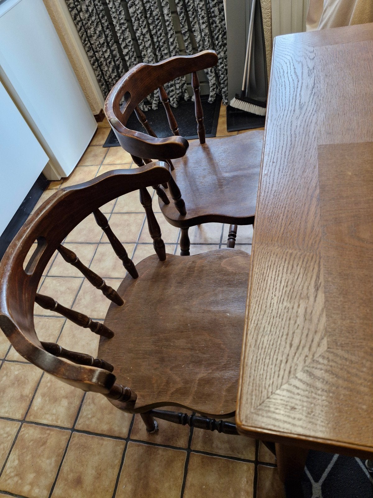 2 stoelen eiken, Huis en Inrichting, Stoelen, Ophalen, Gebruikt, Twee, Bruin