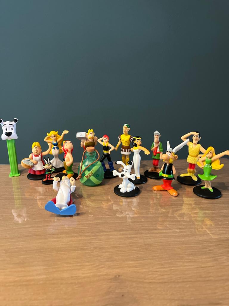 Gave set Asterix en Obelix figuren, Verzamelen, Ophalen of Verzenden, Asterix en Obelix, Beeldje of Figuurtje