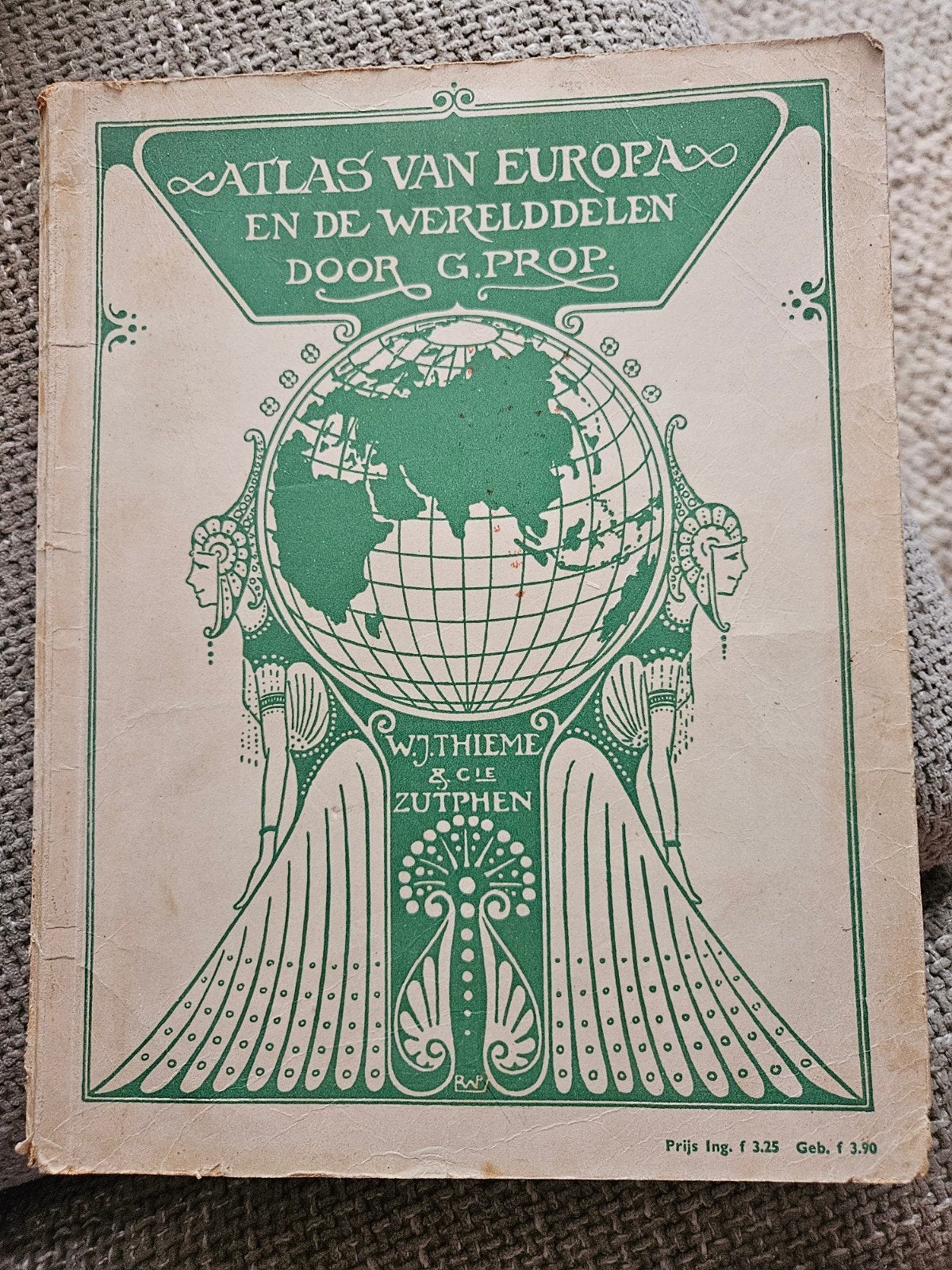 Atlas van Europa en de Werelddelen door G. Prop (1953, Gelezen, Overige atlassen, 1800 tot 2000, Wereld