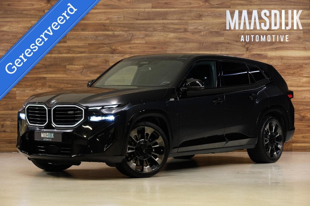 BMW XM V8 PHEV 30 kWh|B&W Audio|Massage|360|SoftClose|ACC|HU, Auto's, BMW, Gebruikt, 653 pk, 4395 cc, Zwart