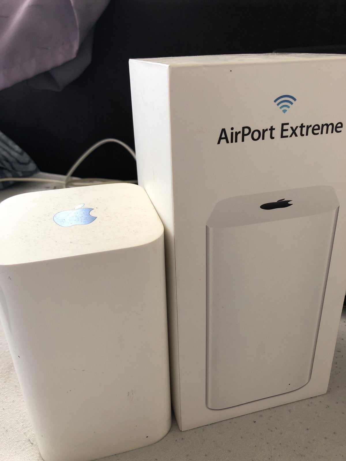 Apple AirPort Extreme (Model A1521) - Router, Computers en Software, Routers en Modems, Gebruikt, Router, Ophalen of Verzenden