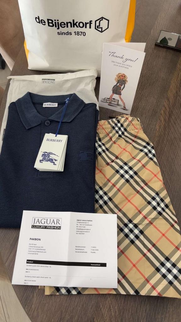 Burberry outfit, Ophalen, Zo goed als nieuw