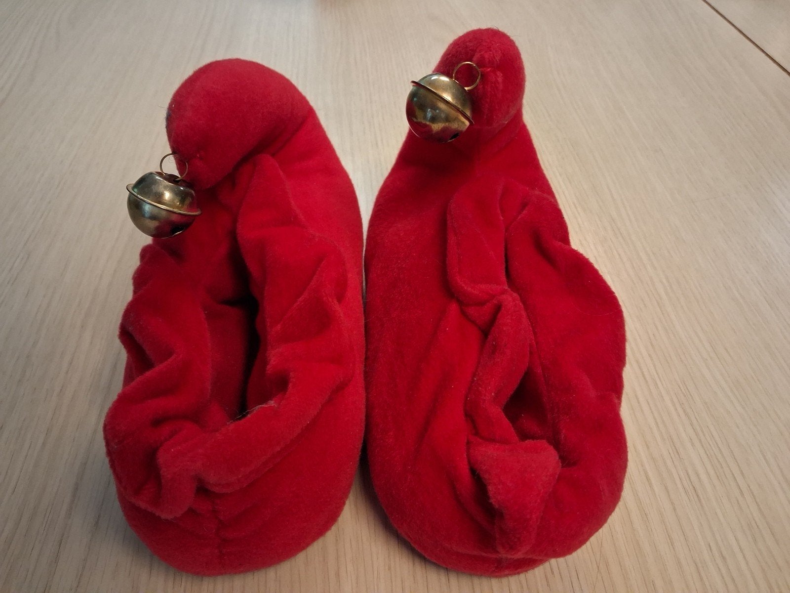 Efteling Pantoffels Rood - Maat 30/35, Verzamelen, Ophalen of Verzenden, Gebruikt, Kleding