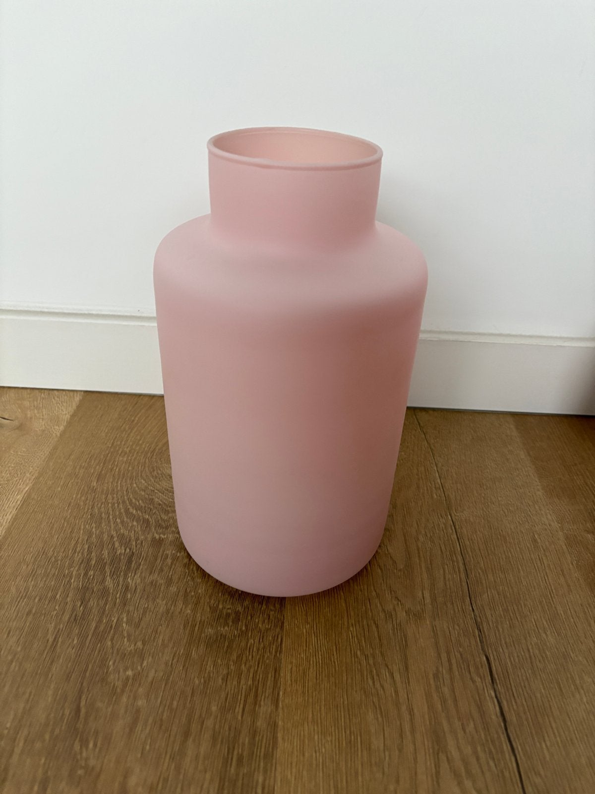 Glazen vaas roze, Huis en Inrichting, Woonaccessoires | Vazen, Nieuw, Ophalen of Verzenden, Glas, Roze