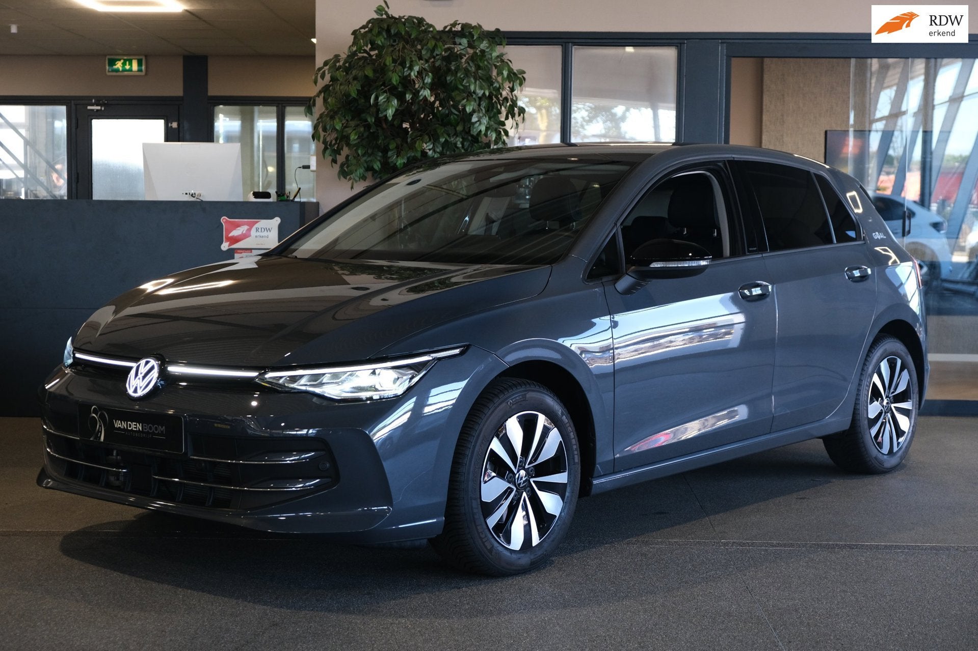 Volkswagen Golf 1.5 TSI 8.5 GOAL Navi Trek Acc Pdc Led Stoel, Auto's, Voorwielaandrijving, Dealer onderhouden, Stof, 116 pk