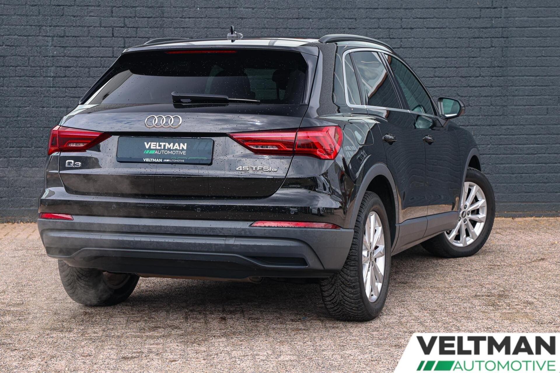 Audi Q3 45 TFSI e S-Line STOELVERWARMING MATRIX LED ACC CAME, Auto's, Audi, Gebruikt, Euro 6, Zwart, Hybride Elektrisch/Benzine