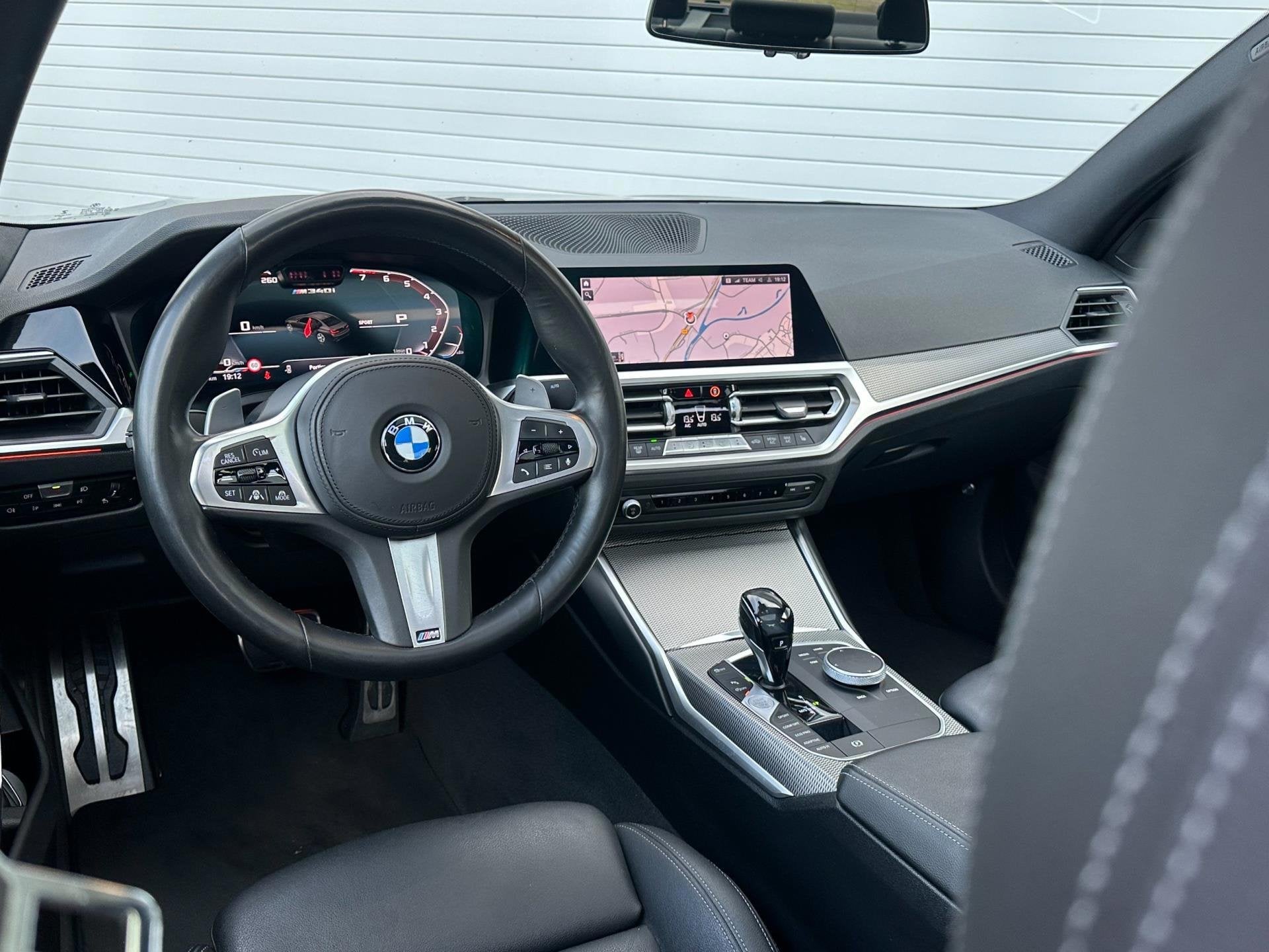 BMW 3-serie M340i xDrive High Executive|374PK|LASER|ACC|DAK|, Auto's, Automaat, 1645 kg, Zwart, Bedrijf