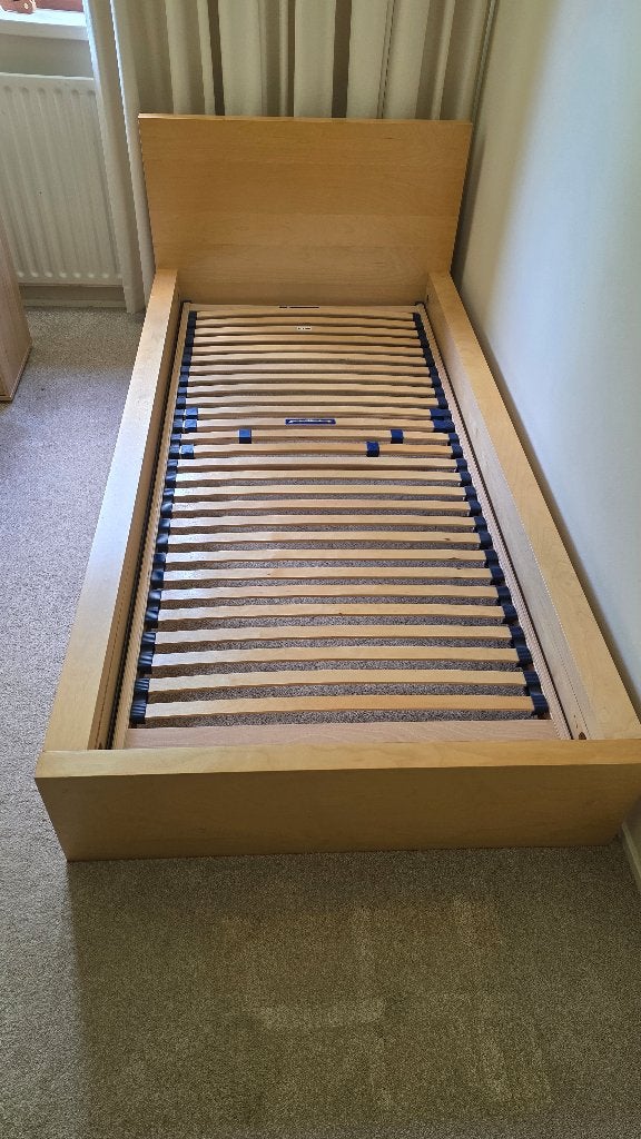 Ikea MALM 1 persoonsbed, Ophalen, 90 cm, Eenpersoons, Bruin