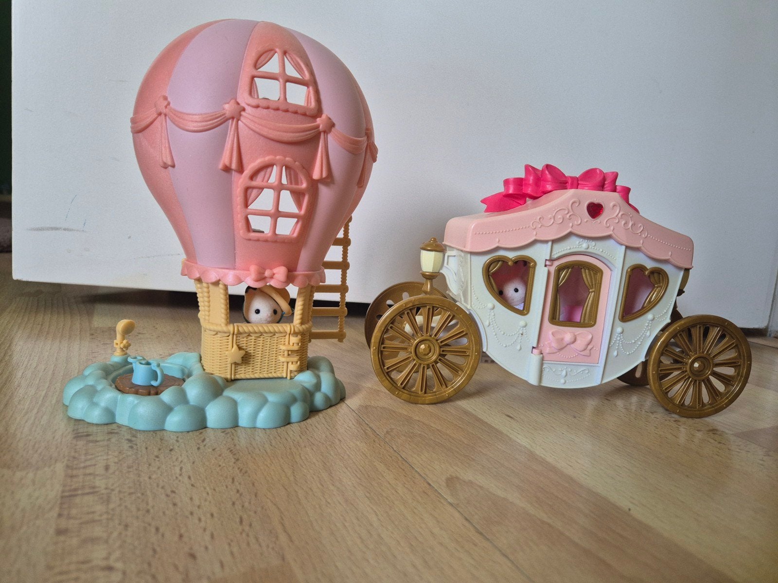 Sylvanian families luchtballon en koets, Ophalen of Verzenden, Poppenhuis