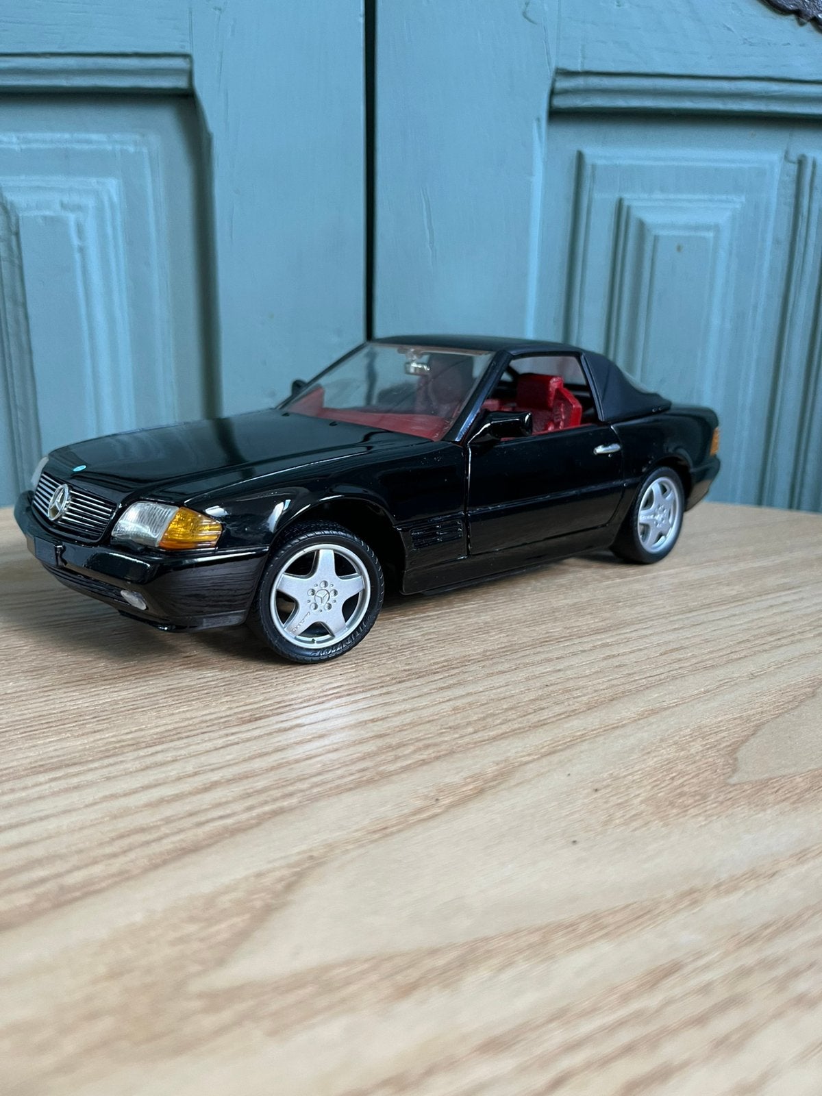 Mercedes-Benz SL500 (R129) Revell 1:18, Ophalen of Verzenden, Zo goed als nieuw, Auto, Revell