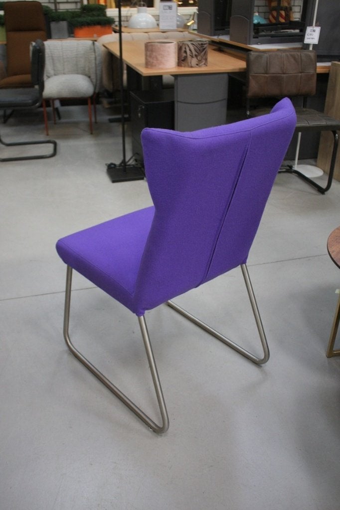 Leuke eetkamerstoel Largo Jess Design sledestoel paars vilt, Ophalen, Gebruikt, Overige kleuren, Metaal