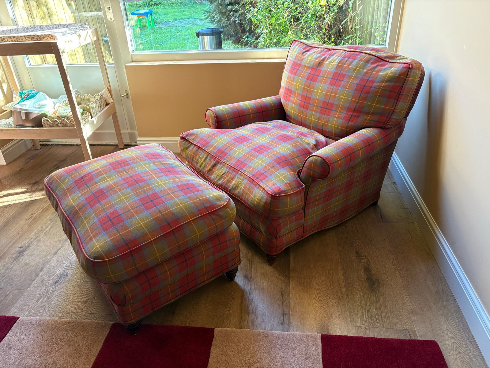 Comfortabele fauteuil met voetenbank in Schotse ruit, Ophalen, Gebruikt, Overige kleuren, Eén