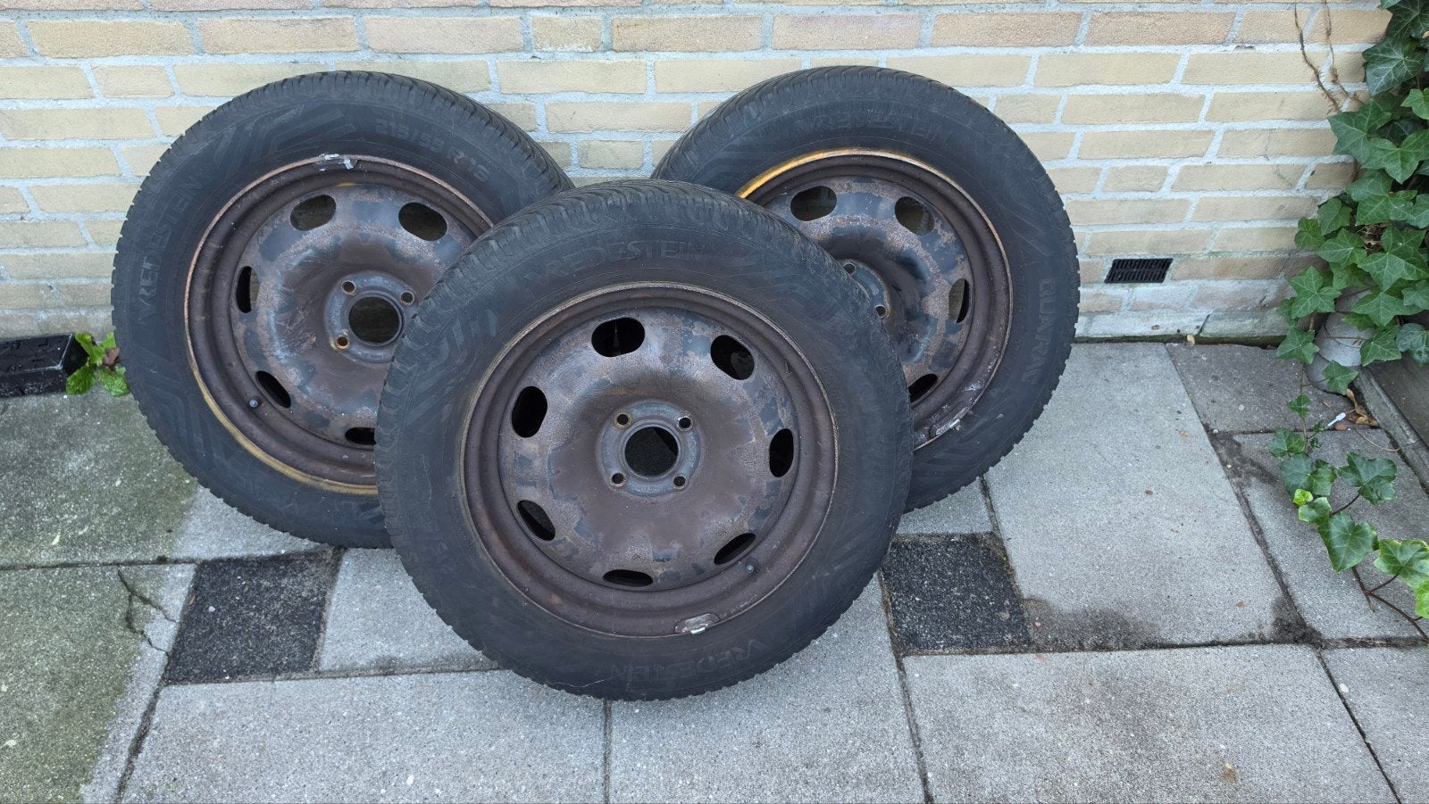 Gebruikte All Season banden met velgen Vredestein 4 stuks, Ophalen, 16 inch, Banden en Velgen, All Season