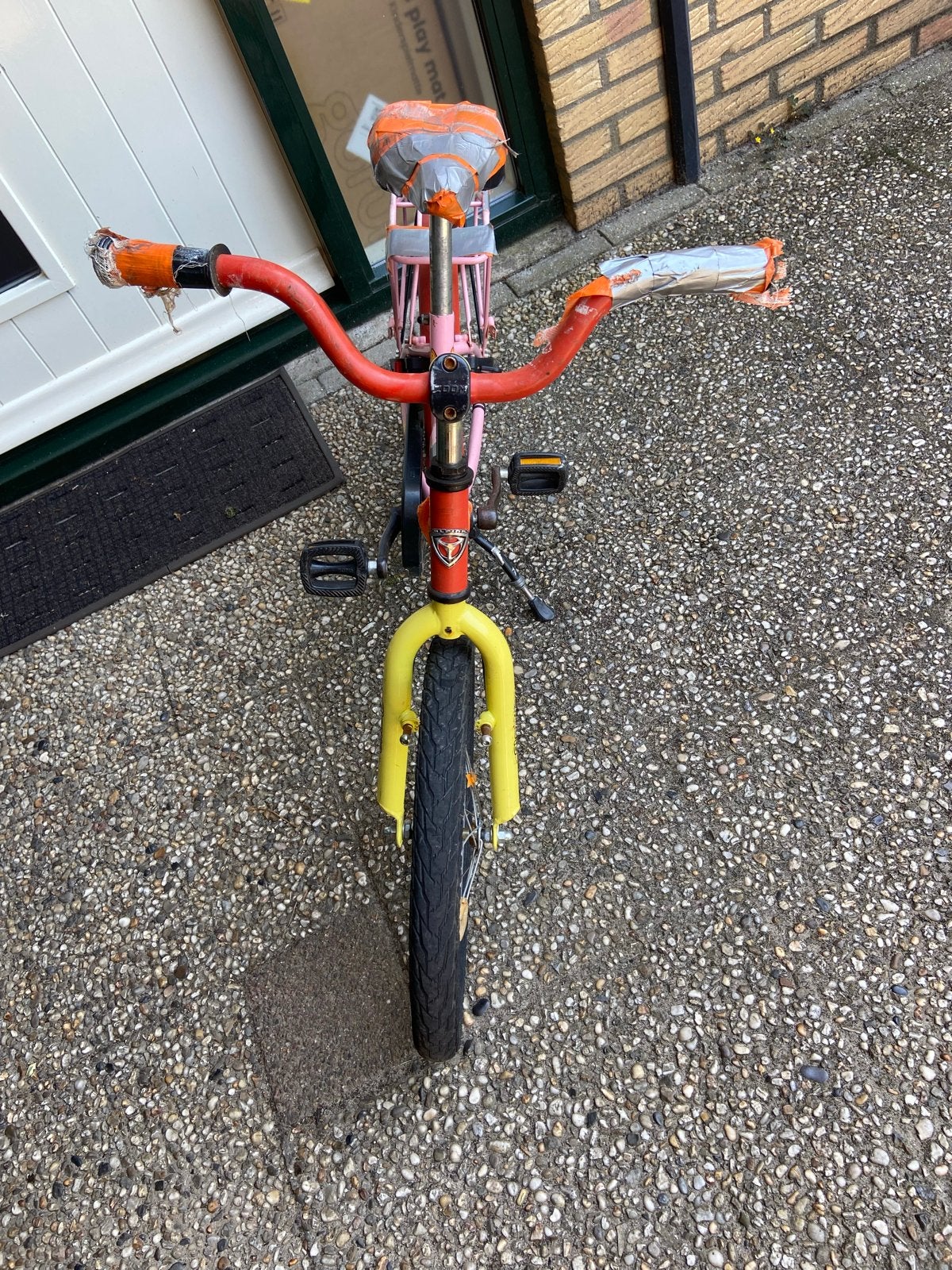 GRATIS Alpina kinderfiets meisjes 6 jaar geel roze oranje, Ophalen, Gebruikt, Terugtraprem, 16 tot 20 inch