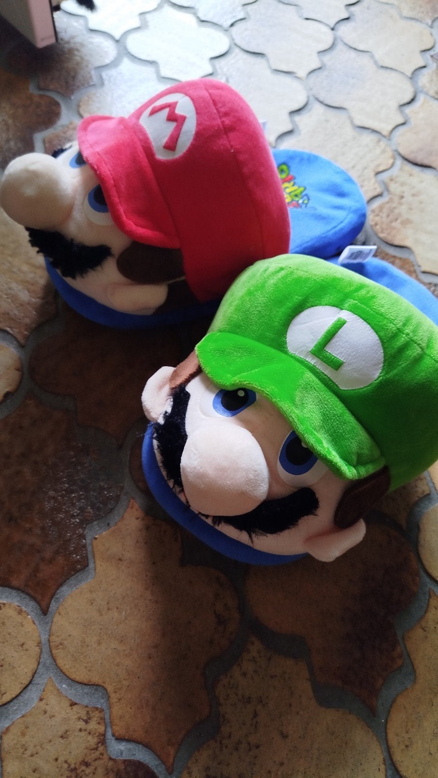 Super Mario en Luigi pantoffels voor kinderen, Ophalen, Zo goed als nieuw, Jongen of Meisje