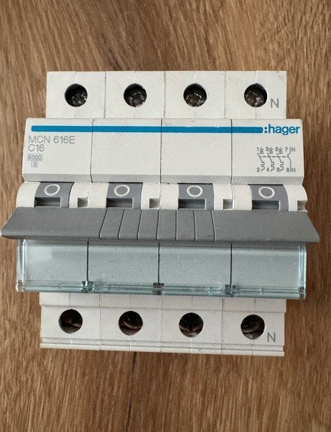 Hager Krachtgroep MCN616E C16, Ophalen of Verzenden, Zo goed als nieuw, Overige typen