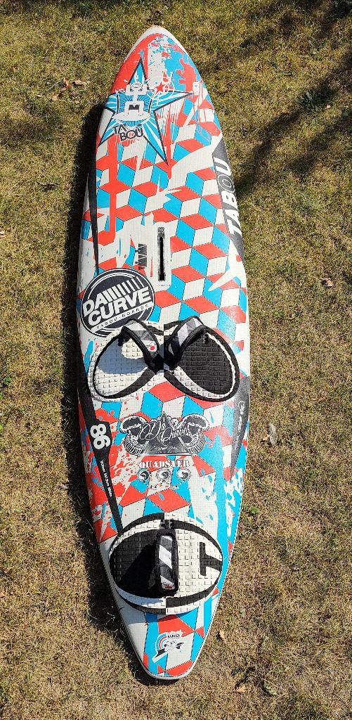 Tabou DA Curve 86Ltr., Watersport en Boten, Windsurfen, Ophalen, Gebruikt, Minder dan 250 cm, Met vin(nen)
