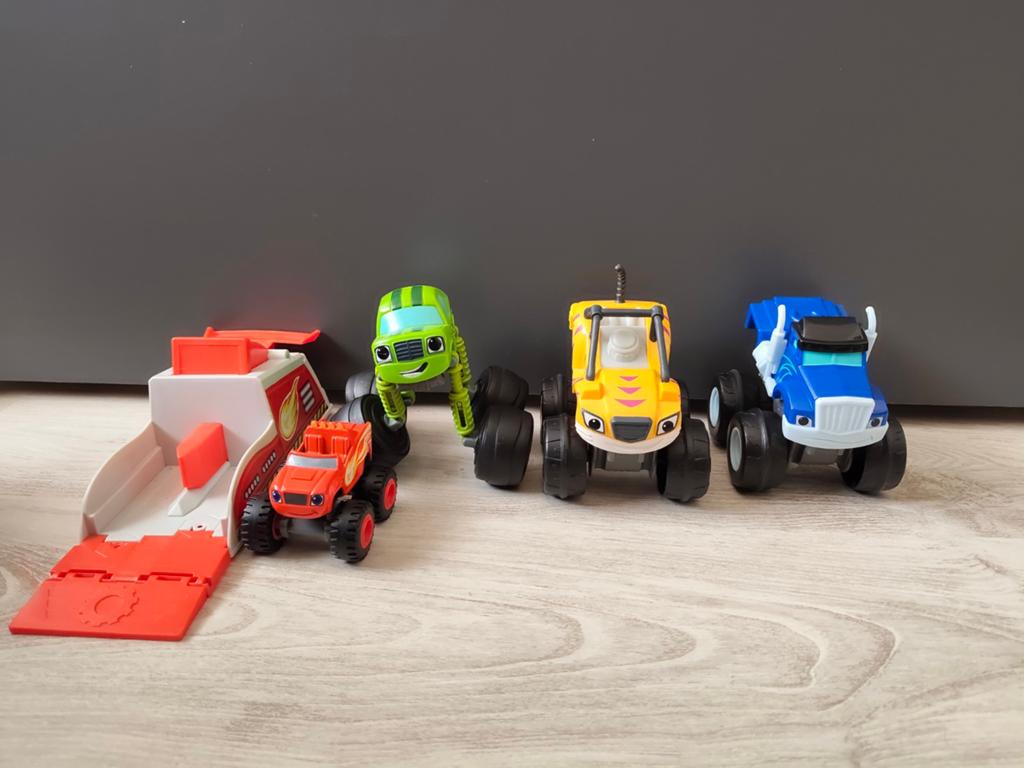 Blaze en de Monsterwielen speelgoedset, Kinderen en Baby's, Speelgoed | Speelgoedvoertuigen, Ophalen, Gebruikt