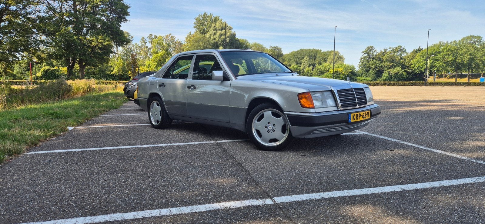 Mercedes w124 e320 1993. Getrag. 340000 km, Auto's, Mercedes-Benz, Particulier, Te koop