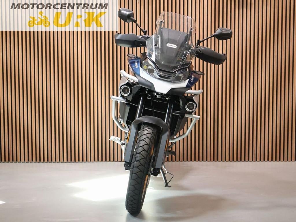CFMOTO MT 800 EXPLORER (bj 2025), Motoren, 2 cilinders, Motorrijbewijs A, Bedrijf, Onbekend