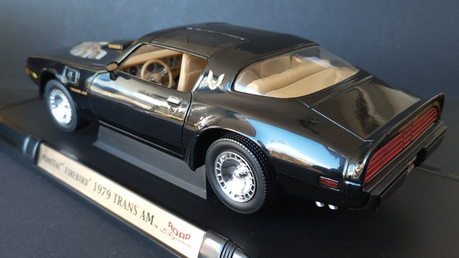 Pontiac Firebird Trans Am 1979 1:18 Yatming Road Pol, Hobby en Vrije tijd, Modelauto's | 1:18, Overige merken, Auto, Verzenden