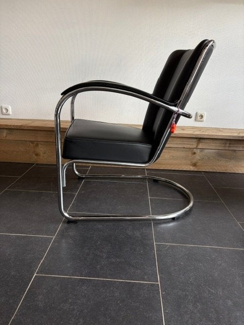 2 Gispen 412S fauteuils, chroom, zwart Colourline leder, Design, 75 tot 100 cm, Zo goed als nieuw, Leer
