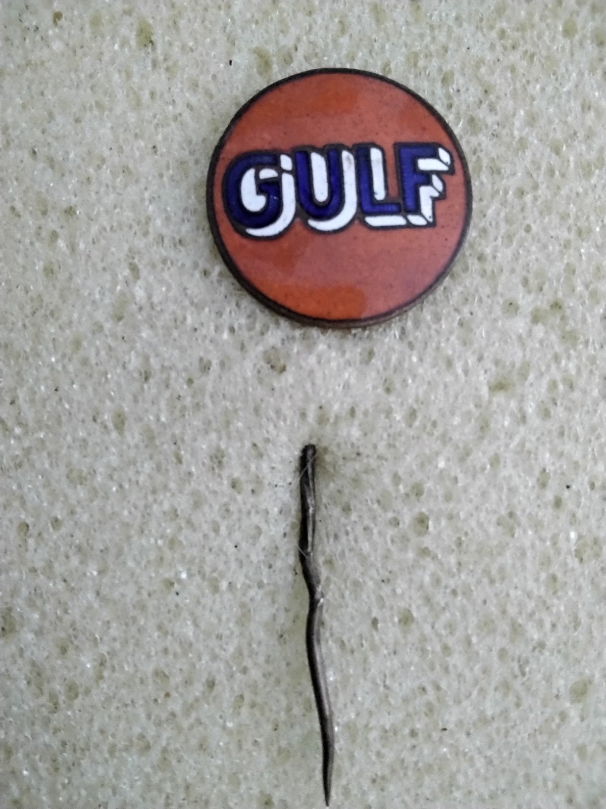 Emaille Gulf speld, Ophalen of Verzenden, Transport