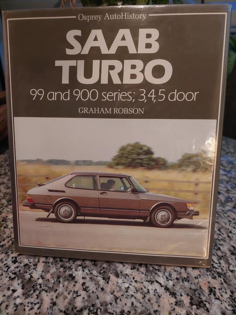 SAAB TURBO 99 AND 900 SERIES ; 3,4,5, DOOR  GRAHAM ROBSON., Boeken, Auto's | Boeken, Ophalen of Verzenden, Zo goed als nieuw, Overige merken