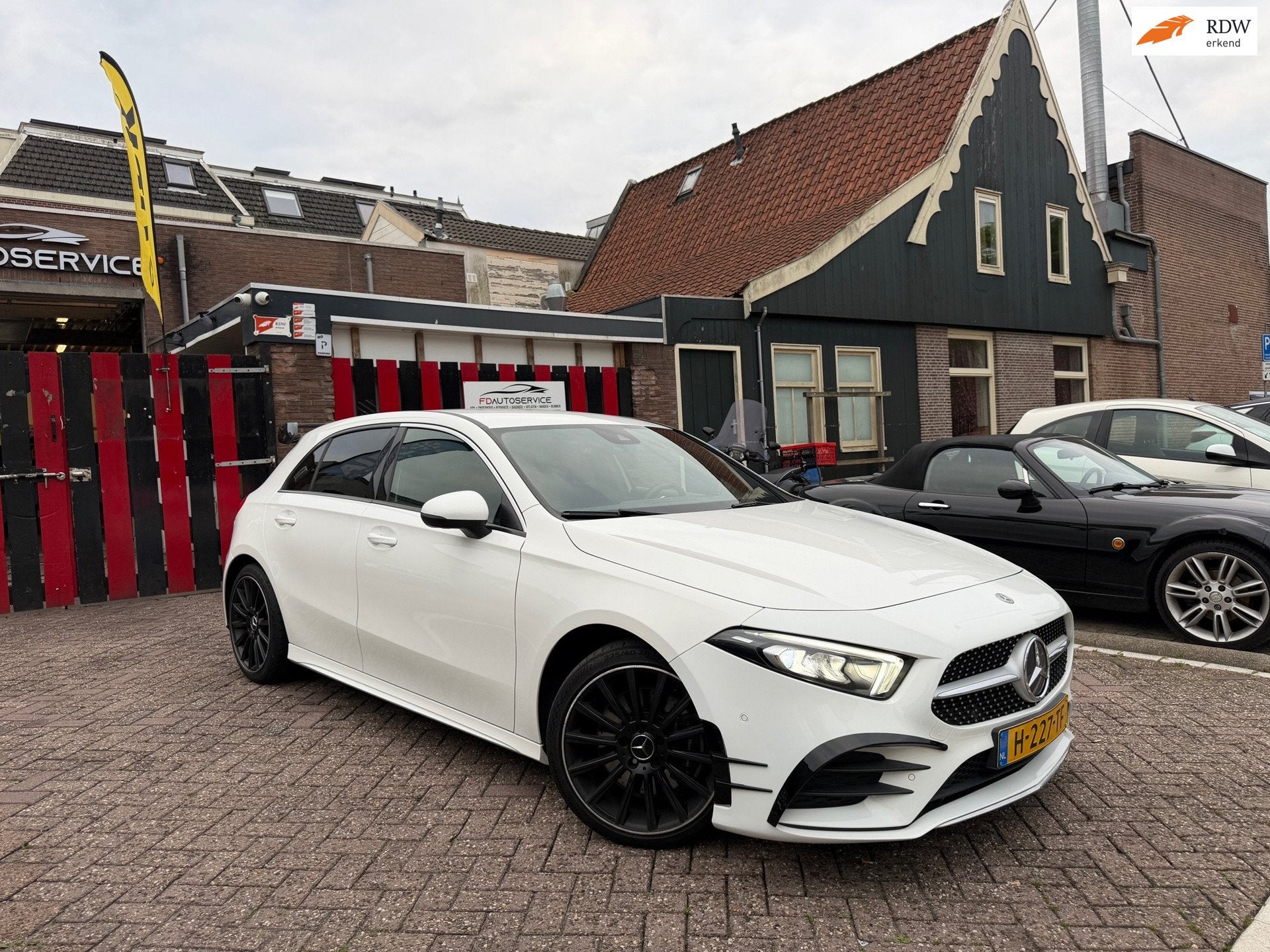 Mercedes-Benz A-klasse 220 Premium Plus, Euro 6, Wit, Bedrijf, 1600 kg