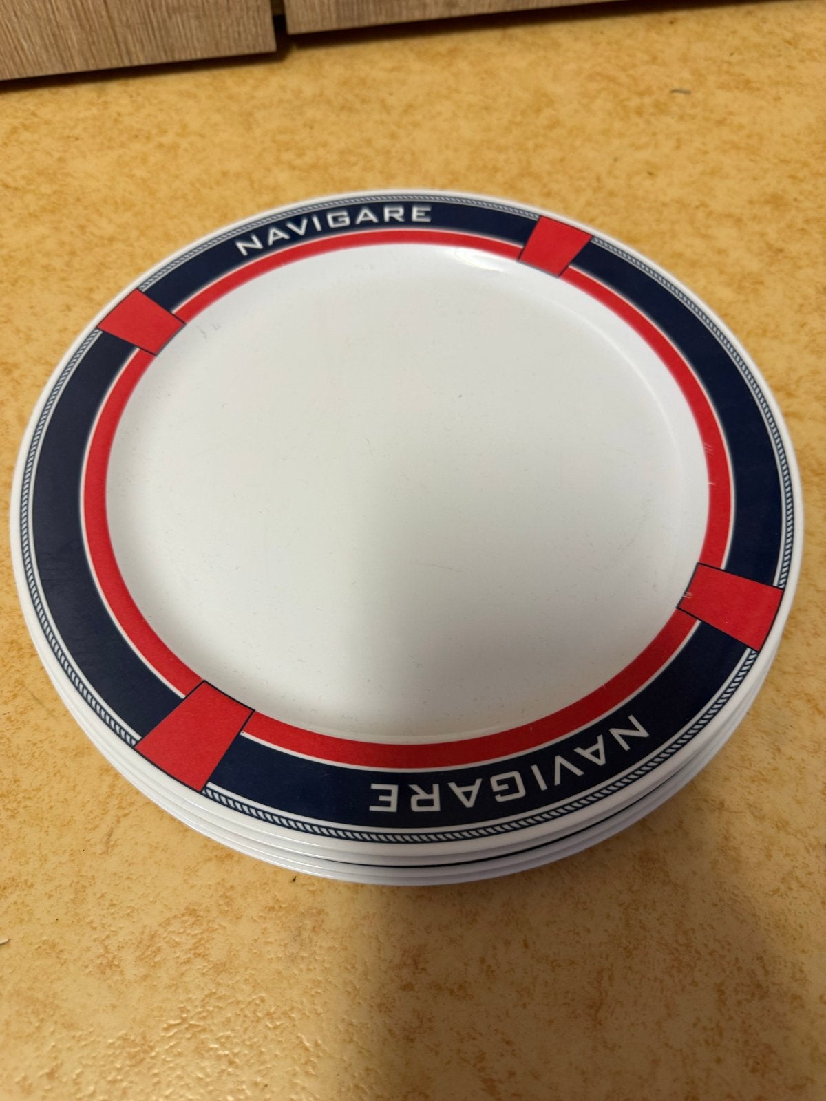 Diverse camping servies set - borden, bekers, glazen, Caravans en Kamperen, Ophalen, Gebruikt