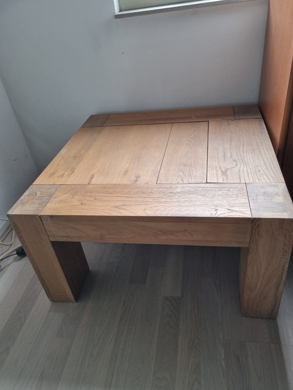 Massief Eiken Bijzet-Hoektafel, Huis en Inrichting, Ophalen, Minder dan 45 cm, Gebruikt, Vierkant