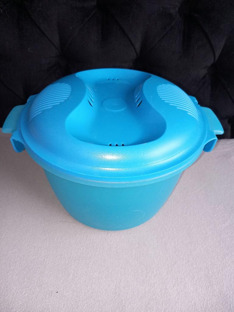 Tupperware rijstkoker 2,2 liter, Ophalen of Verzenden, Gebruikt, Blauw, Overige typen