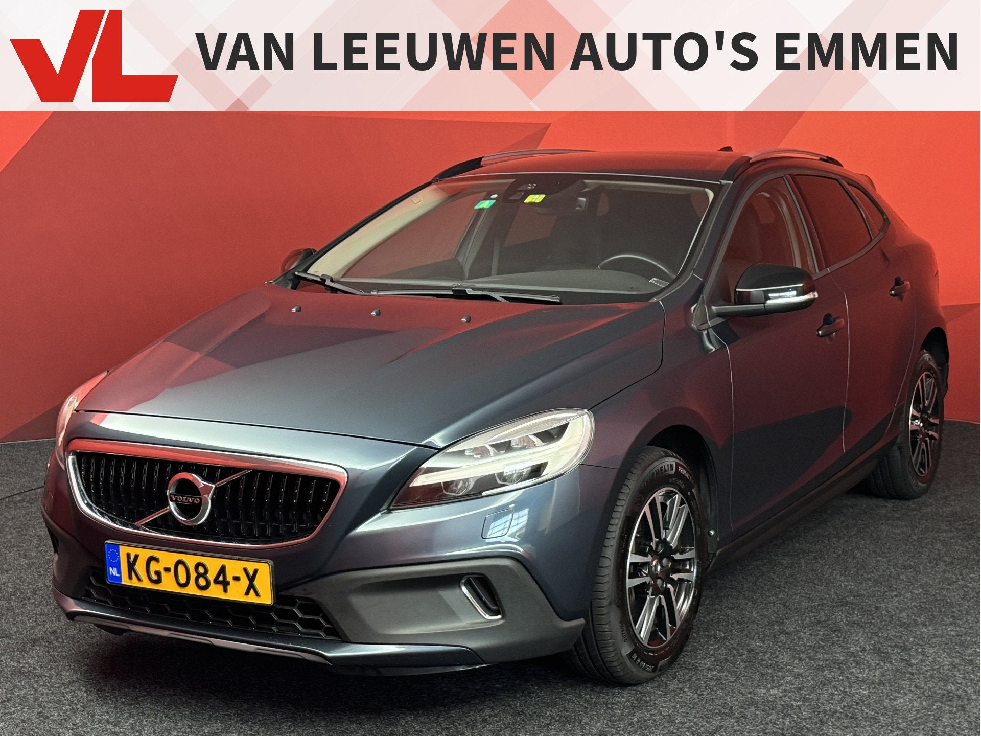 Volvo V40 Cross Country 1.5 T3 Nordic+ | Automaat | Navigati, Stof, 700 kg, Blauw, Origineel Nederlands