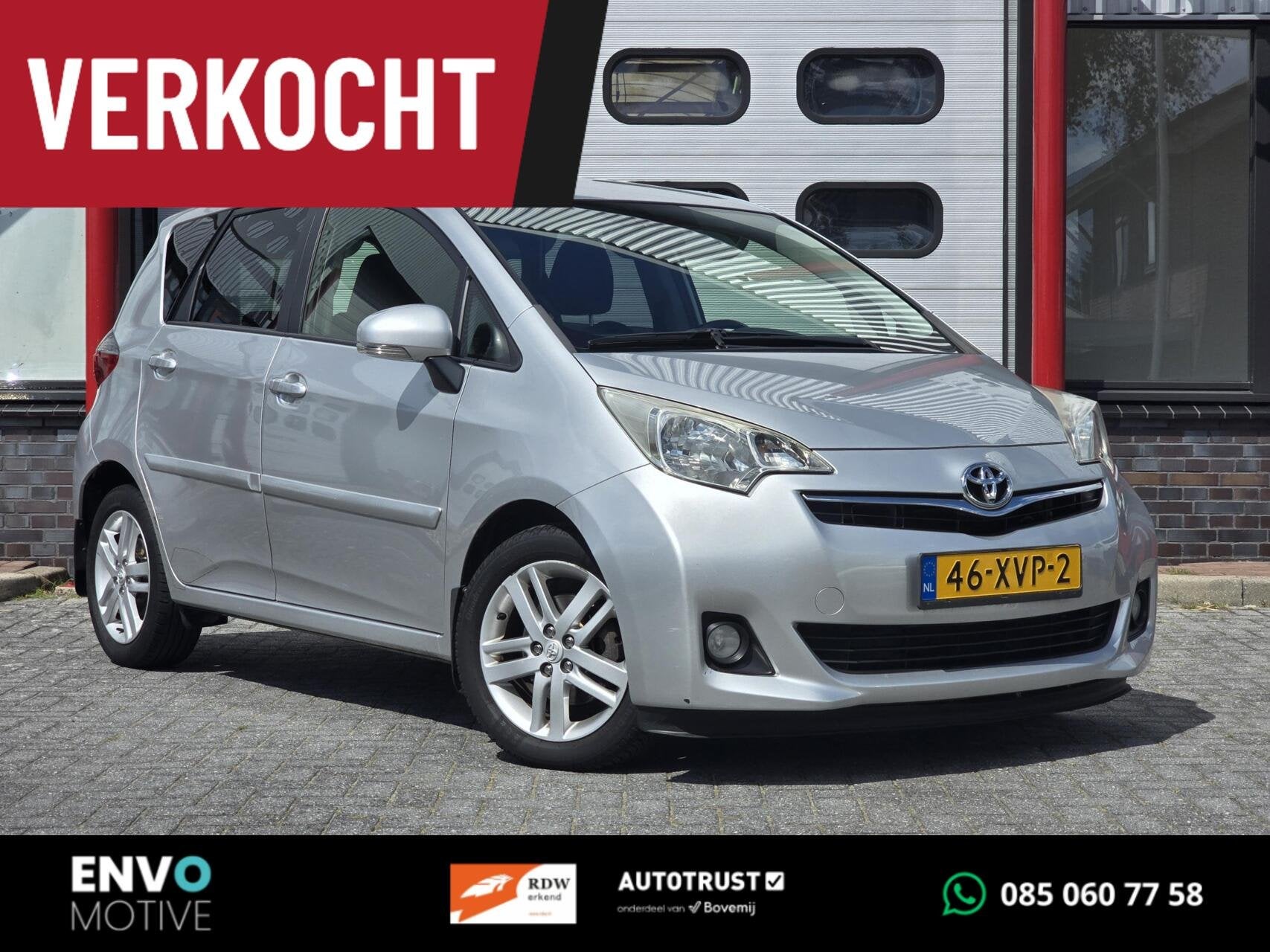 Toyota Verso-S 1.3 VVT-i Dynamic Clima/Cruise/Keyless/Camera, Auto's, Voorwielaandrijving, Euro 5, Stof, Gebruikt